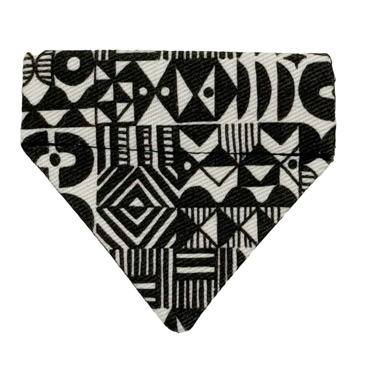 HW-CAT-0002_BD_ Cat Bandana_01 copy Hiro + Wolf Bow Wow Haus Cat Bandana in black and white geometric print, triangular fabric accessory designed to attach to a cat collar, shown on a white background.