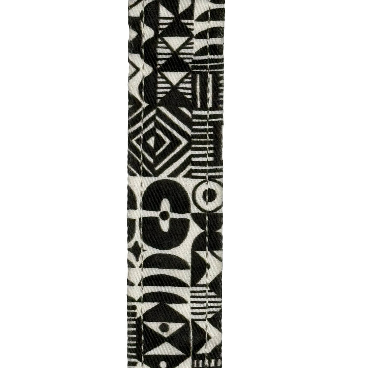 HW-Dog and Cat- WB-Pattern Swatch copy Close-up of the Hiro + Wolf Bow Wow Haus fabric, black and white geometric print used across both dog and cat accessories.