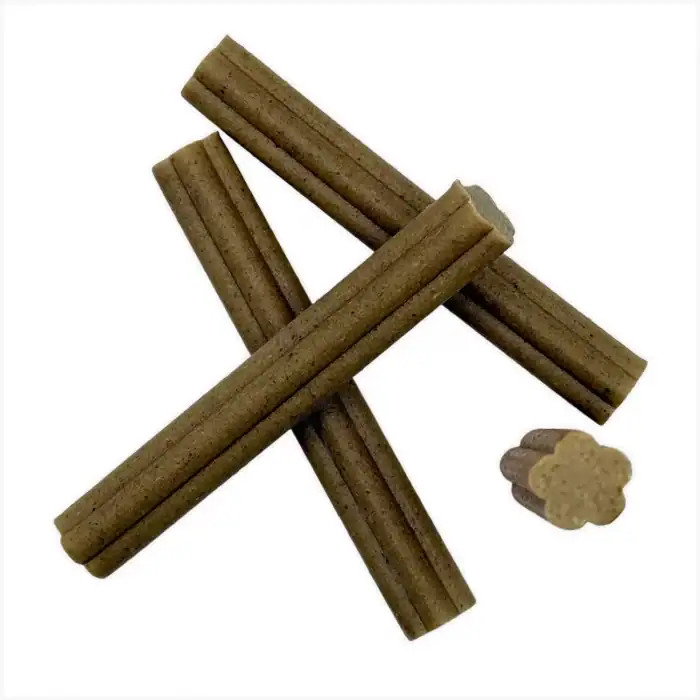 Four SOOPA Watermelon & Apple dental sticks with cross-section viewSOOPA Watermelon & Apple Dental Sticks – Pack Contents